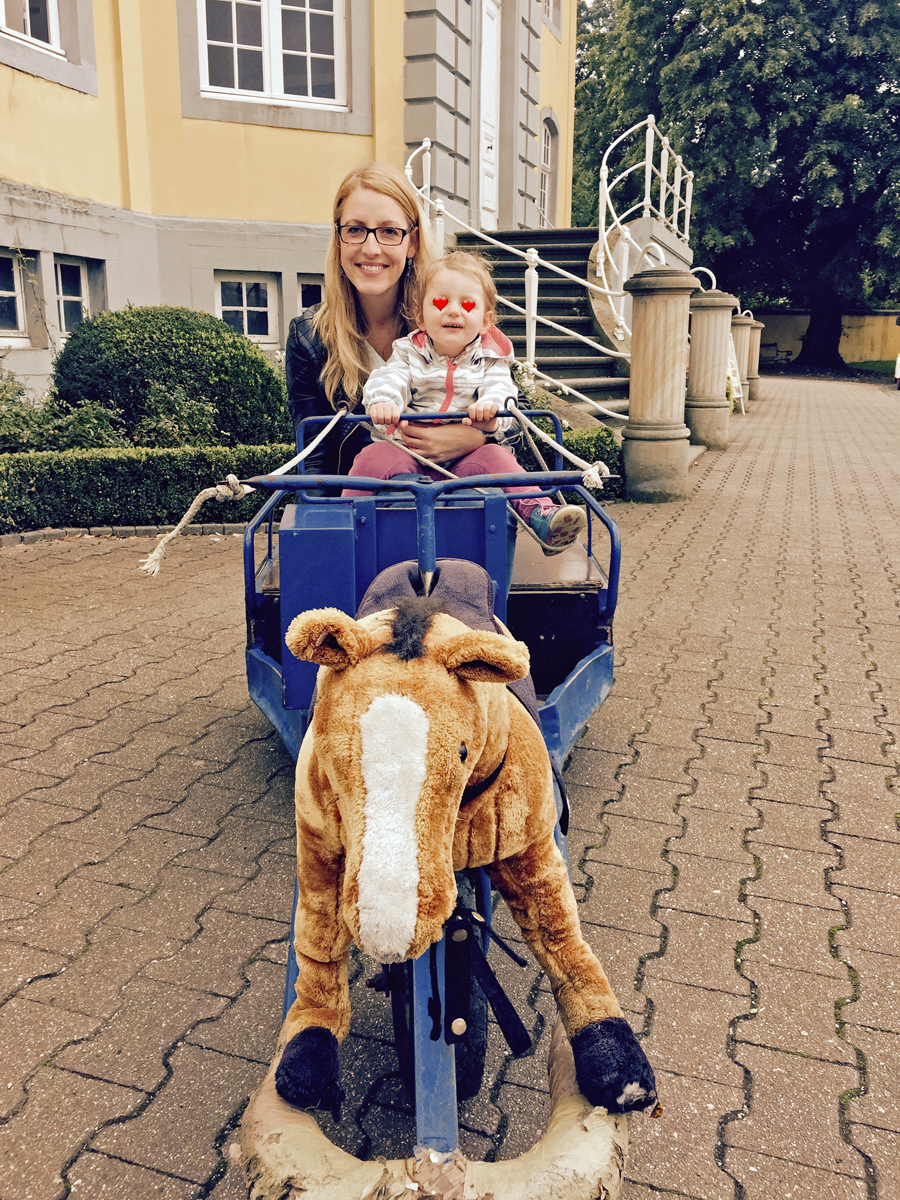 Pferdekutsche im Freizeitpark Schloss Beck in Bottrop-Kirchhellen