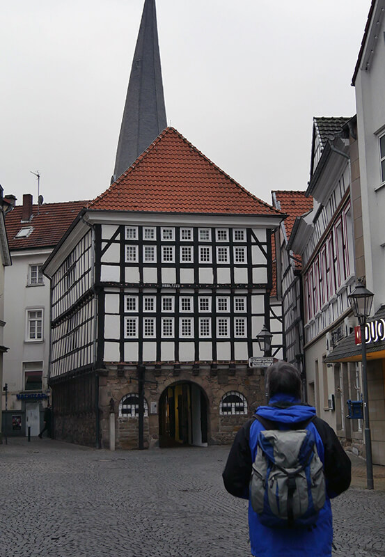 Das Foto zeigt das Rathaus in der Altstadt von Hattingen