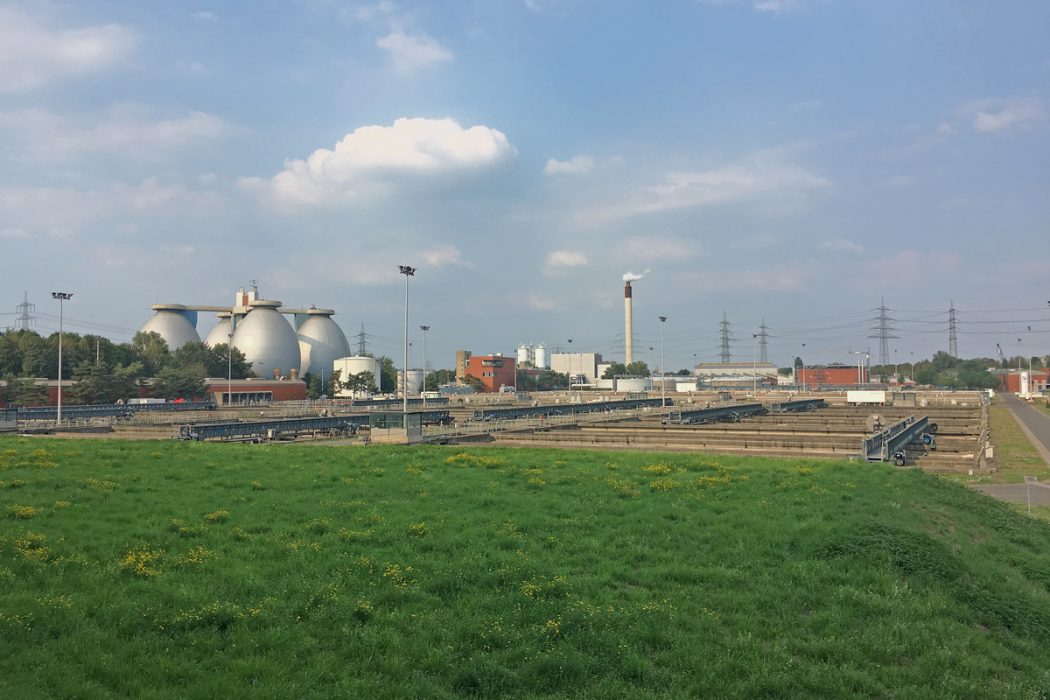 Das Bild zeigt die Aussicht auf die Kläranlage Bottrop.