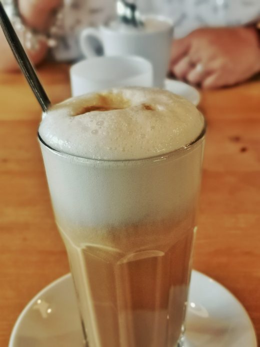 Das Bild zeigt den Kaffee in der Kaffeerösterei Oranien-Nassau