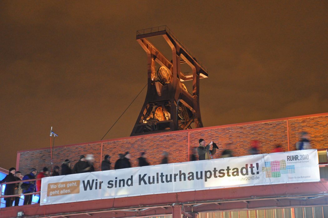 Das Foto zeigt die Zeche Zollverein bei der Eröffnung der Kulturhauptstadt RUHR.2010