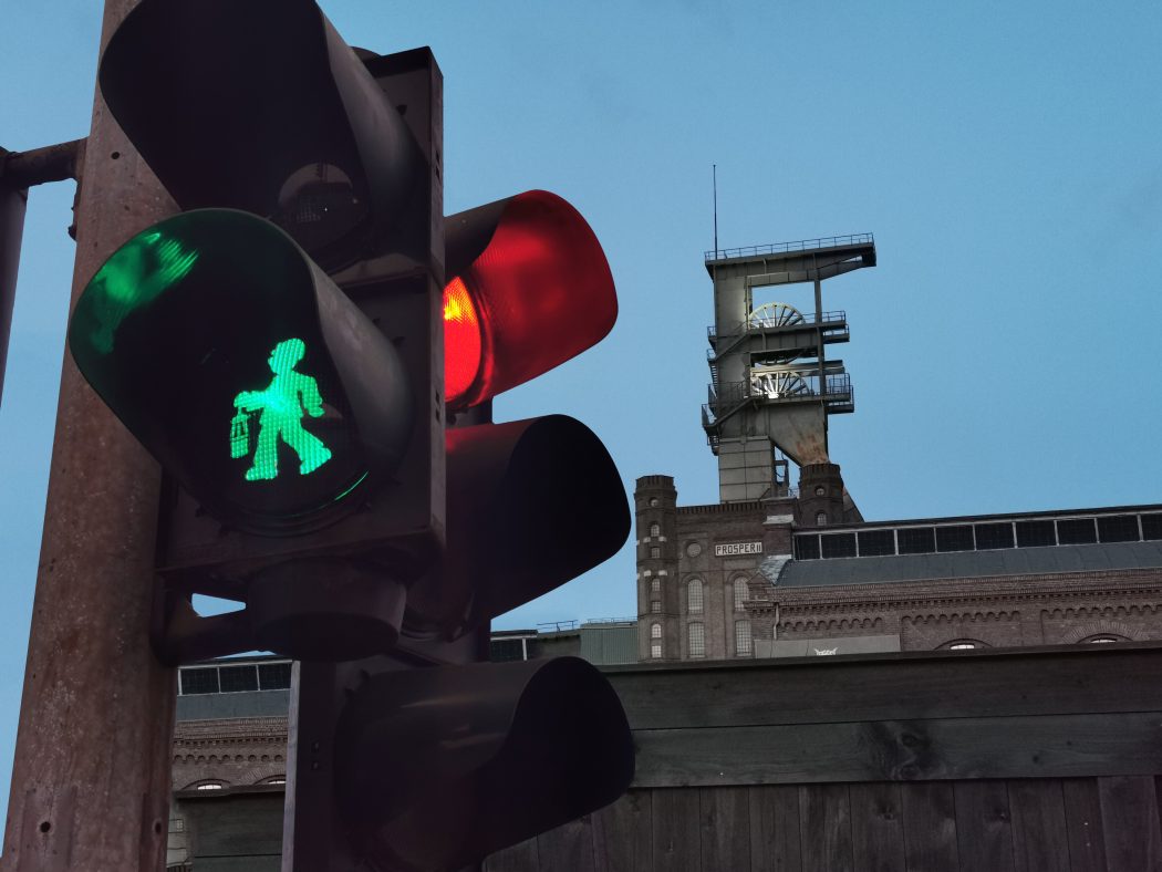 Das Foto zeigt eine Bergmannsampel in Bottrop