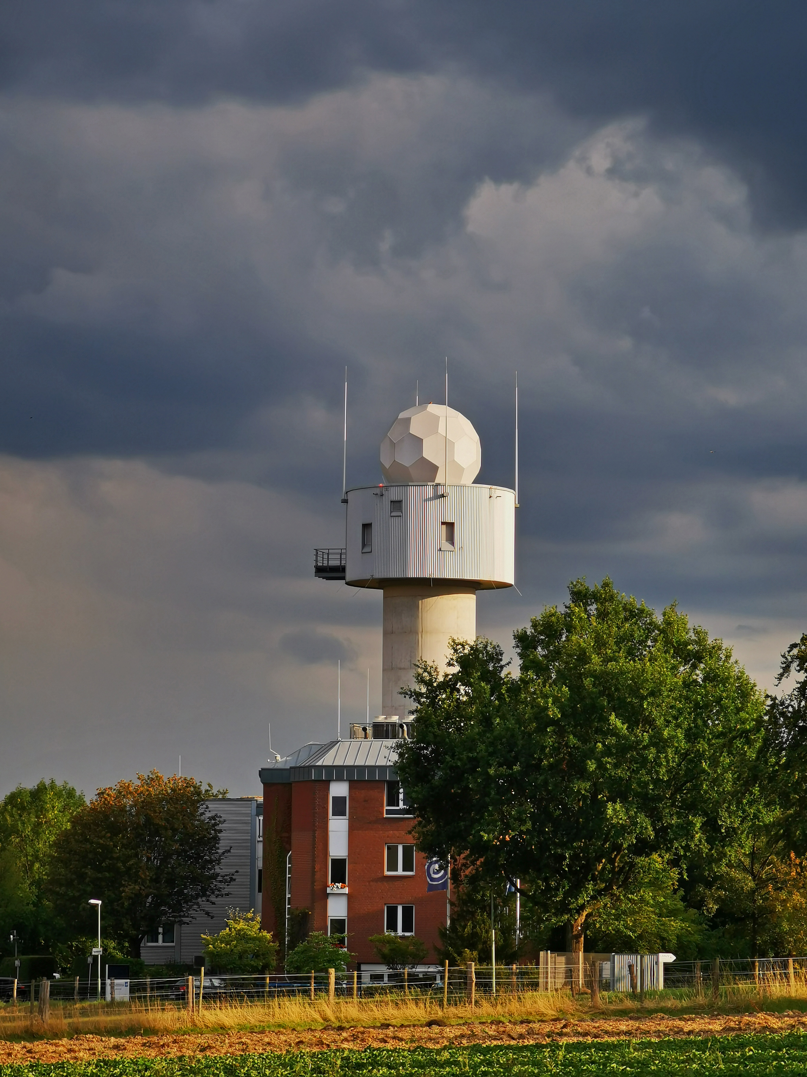 Das Bild zeigt dei Wetterwarte in Essen