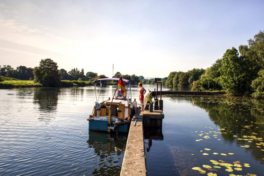 Das Foto zeigt das Haustretboot - Escargot - der Grünen Flotte Mülheim an der Ruhr