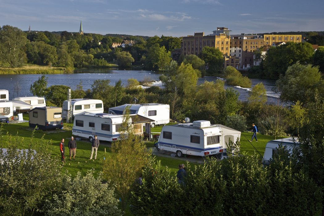 Das Foto zeigt den Campingplatz Ruhrbrücke in Hattingen