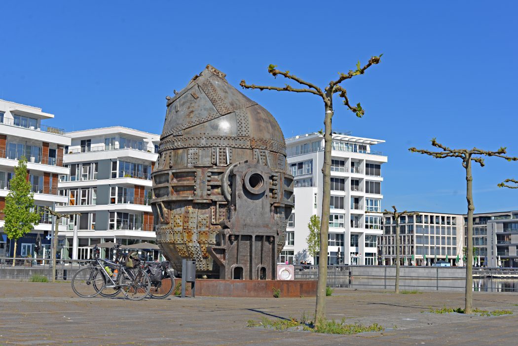 Das Foto zeigt die Thomasbirne am Phoenix See in Dortmund