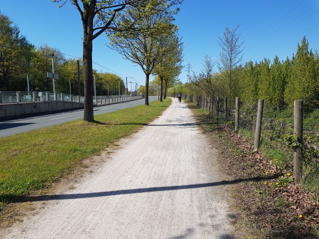 Das Foto zeigt den Emscherweg in Dortmund