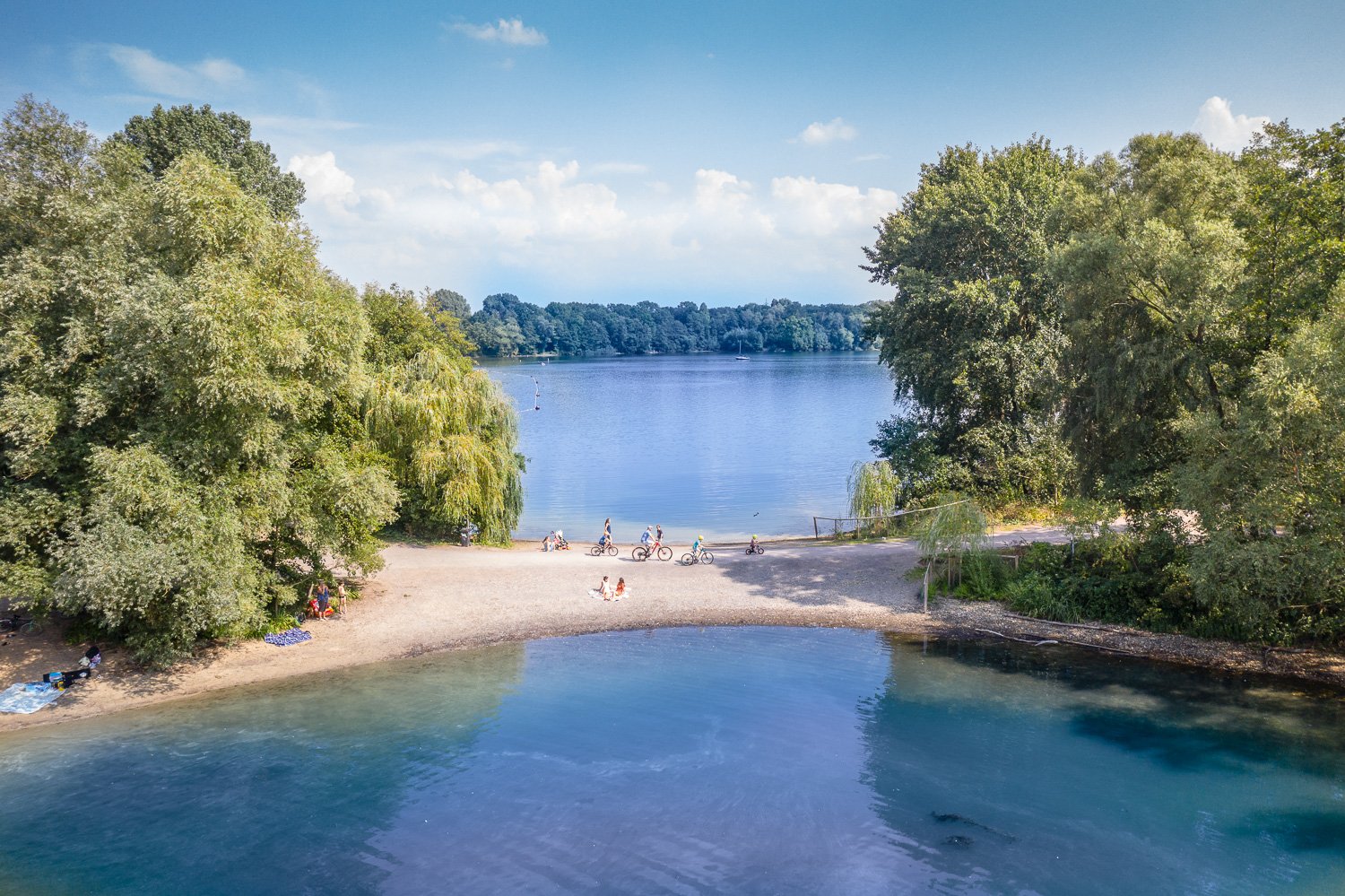 Das Bild zeigt die Sechs-Seen-Platte in Duisburg