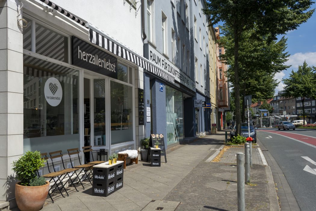 Das Foto zeigt das Café herzallerliebst in Dortmund von außen