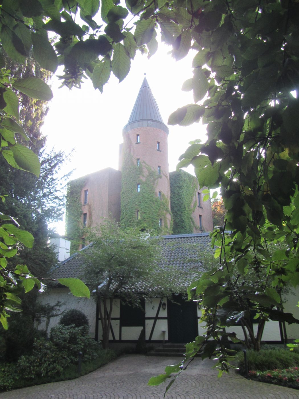 Das Foto zeigt das Schloss Landsberg in Essen