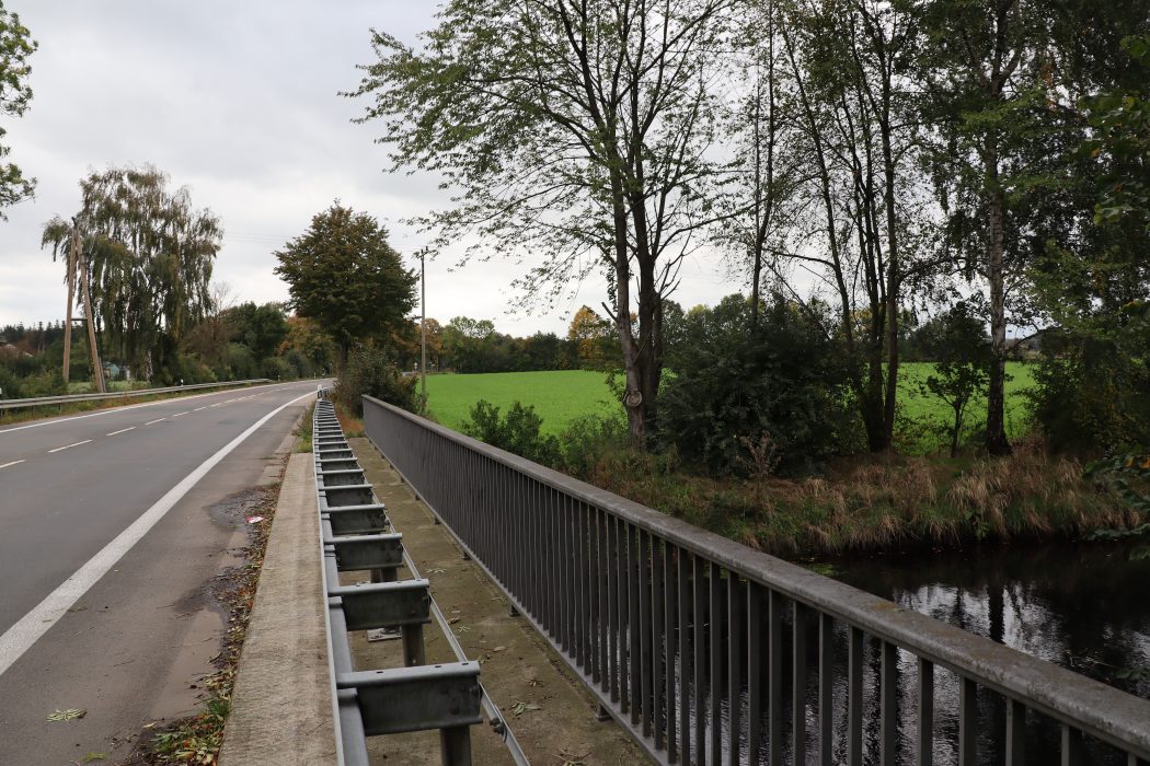 Das Foto zeigt die Issel am nördlichsten Punkt des Ruhrgebiets