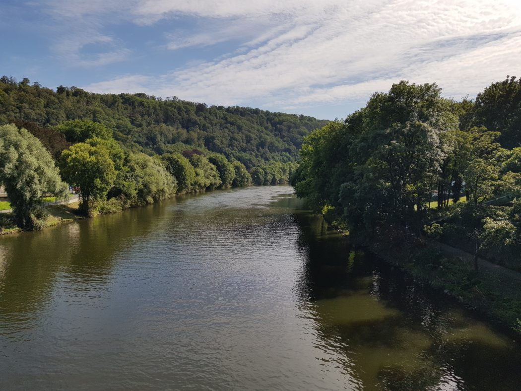 Das Foto zeigt die Ruhr in Essen-Werden