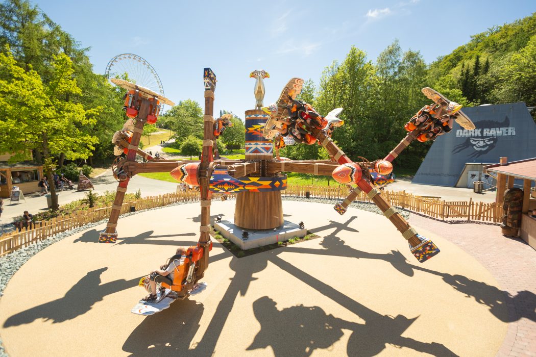 Das Foto zeigt den Thunderbird im FORT FUN Abenteuerland in Bestwig