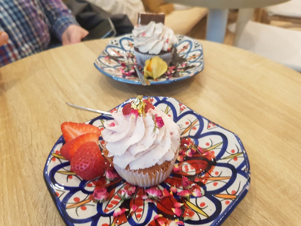 Das Foto zeigt Cupcakes in Tatis Café in der Dortmunder Nordstadt