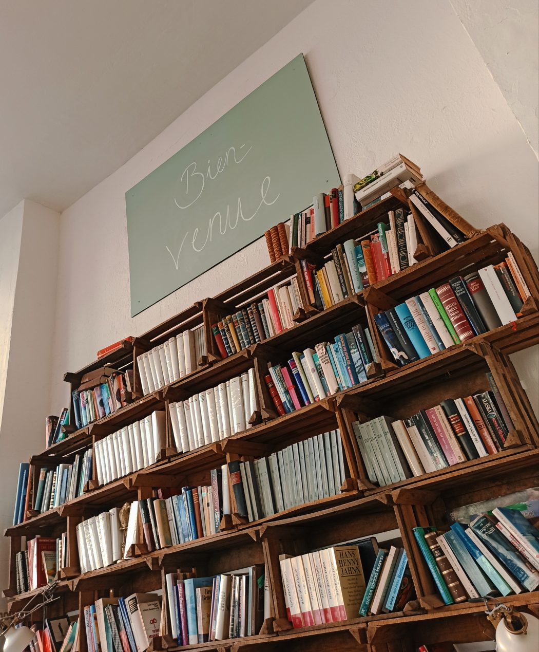 Das Foto zeigt das Café Livres in Südviertel in Essen