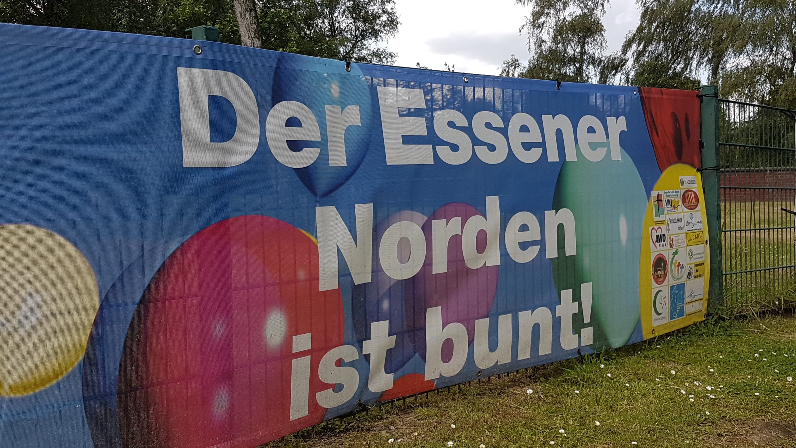 Das Foto zeigt ein Plakat entlang des ZollvereinSteigs