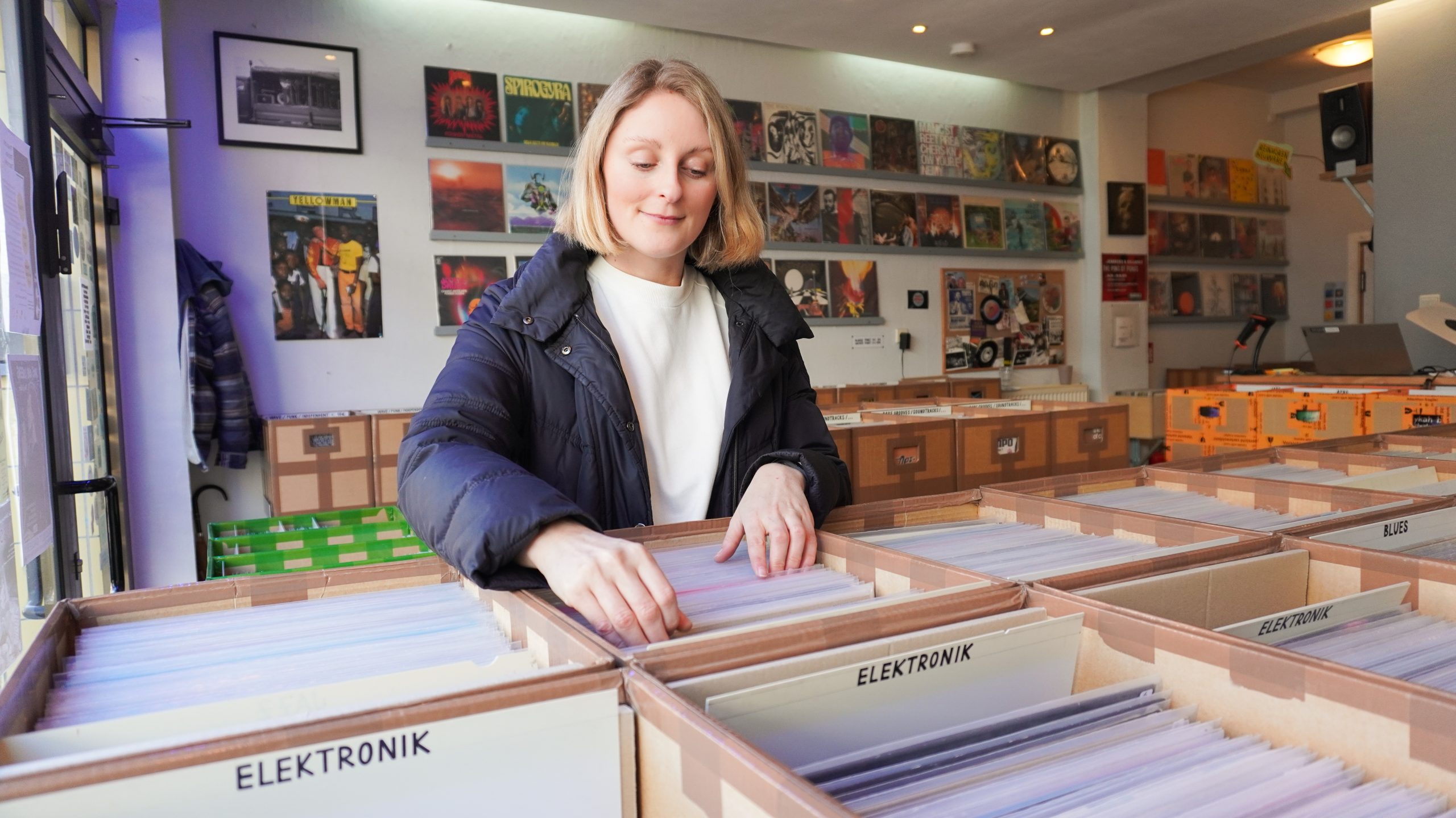 Das Foto zeigt den Schalplattenladen Bahlo Records im Kortländer Kiez in Bochum