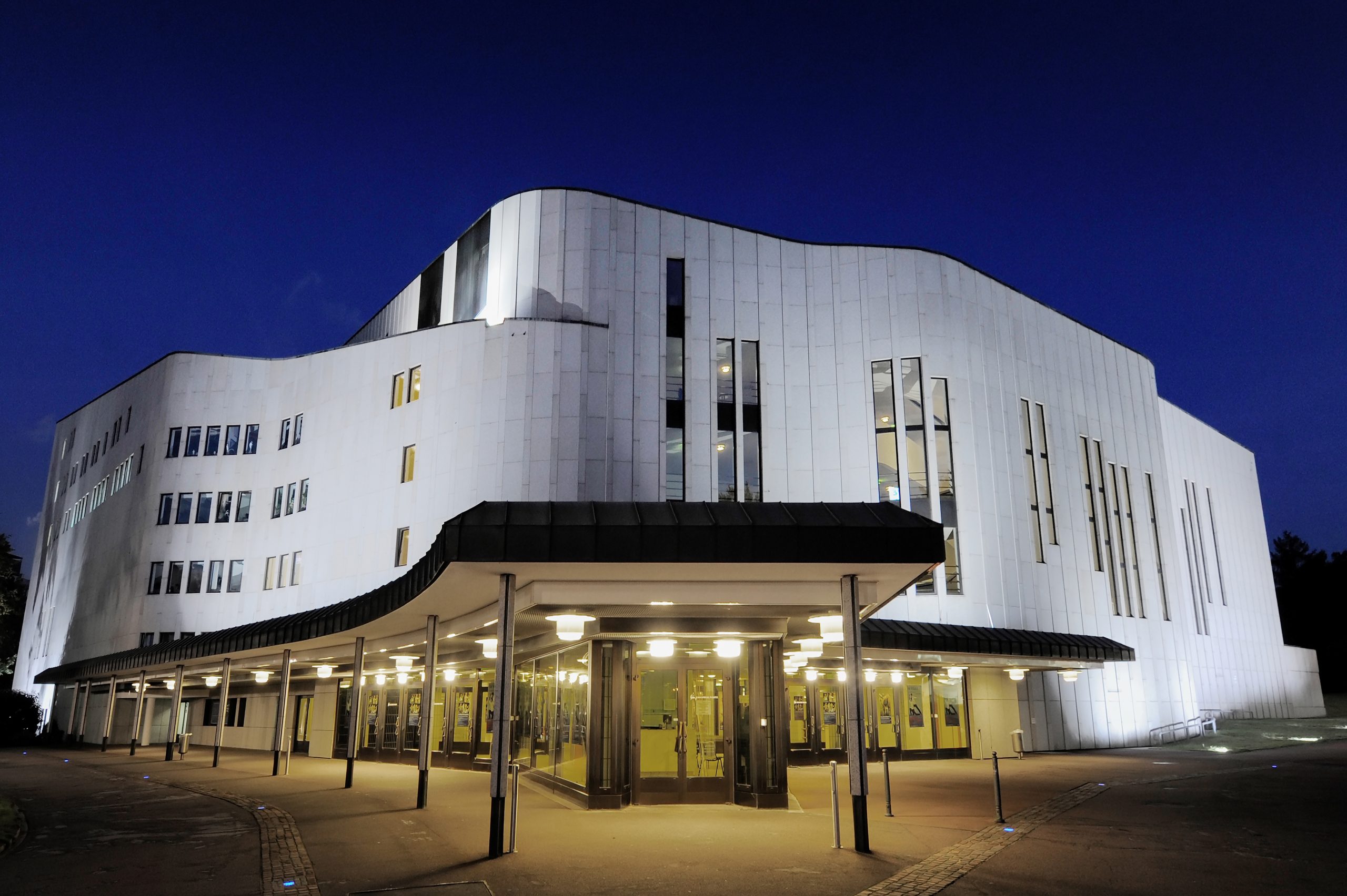 Das Foto zeigt das Aalto Theater im Südviertel Essen