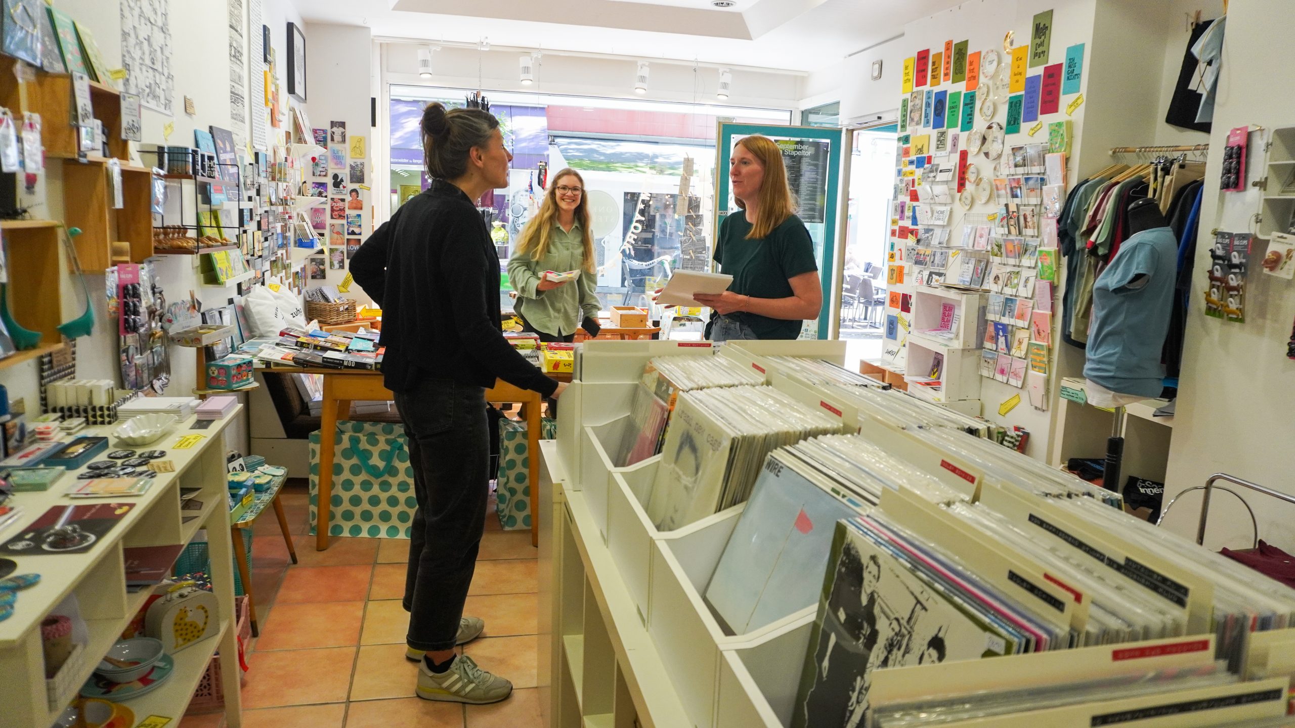 Das Foto zeigt Onkel Stereo im Dellviertel in Duisburg