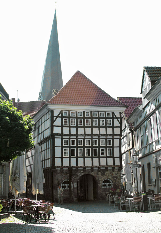 Das Foto zeigt das alte Rathaus in Hattingen