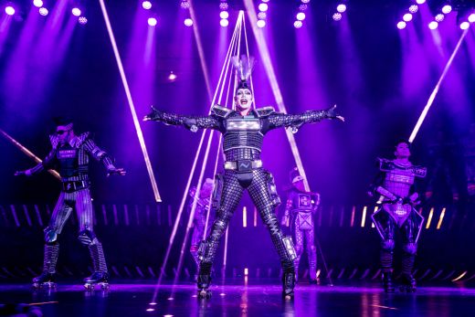 Das Foto zeigt Electra im Musical STARLIGHT EXPRESS