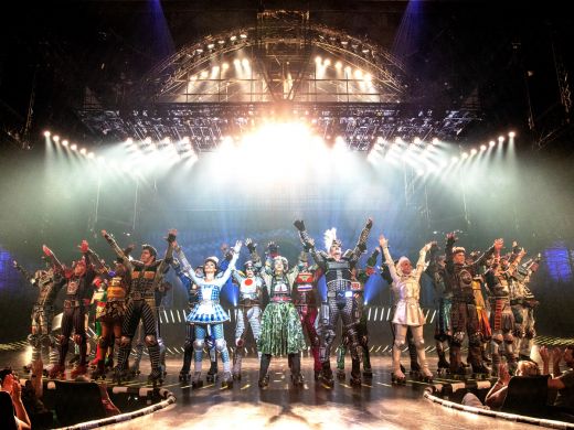 Das Foto zeigt die Darsteller des Musicals STARLIGHT EXPRESS © STARLIGHT EXPRESS