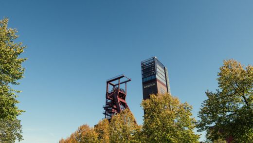 Das Bild zeigt den Nordsternpark in Gelsenkirchen