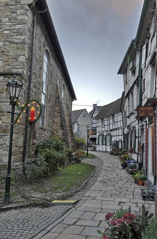 Das Foto zeigt Fachwerkhäuser in der Altstadt von Hattingen