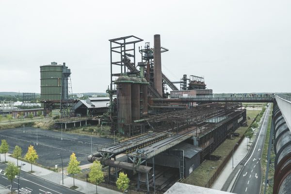 Das Foto zeigt den Skywalk Phoenix West in Dortmund