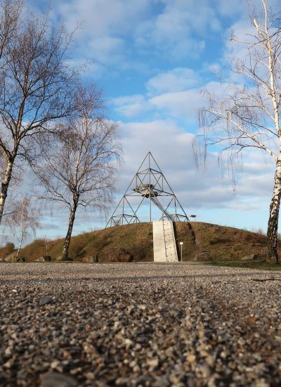 Das Foto zeigt den Tetraeder in Bottrop