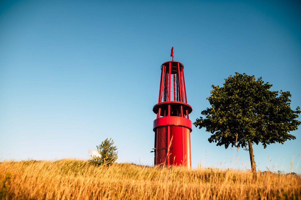 Das Bild zeigt die Halde Rheinpreußen bei Tageslicht