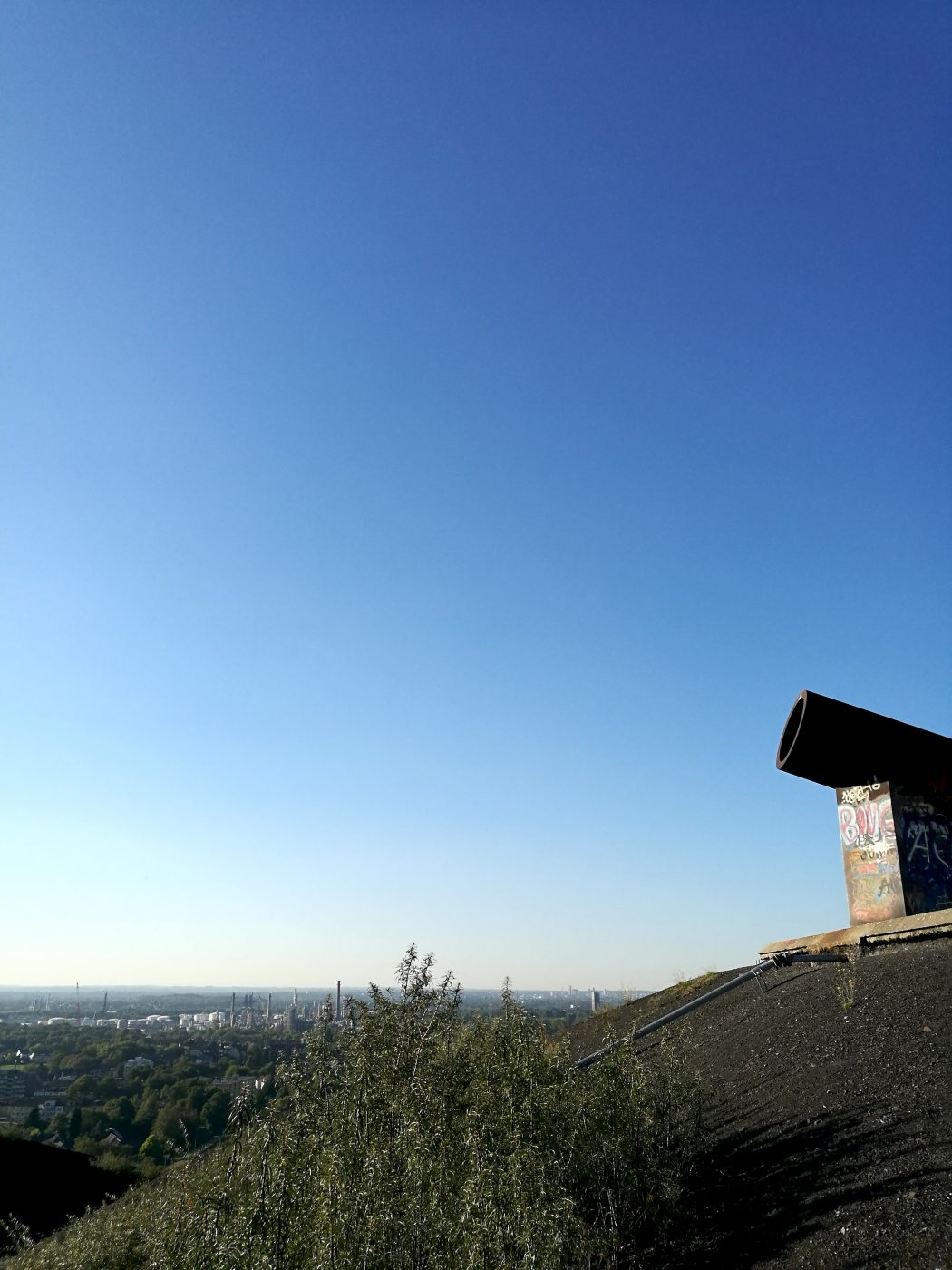 Das Bild zeigt eine Leuchte auf der Halde Rungenberg in Gelsenkirchen