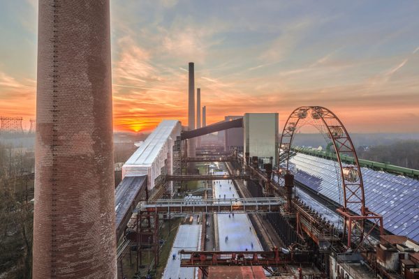 Das Foto zeigt die Eisbahn auf Zollverein.