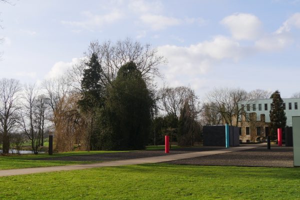 The photo shows the palace park in Weitmar.