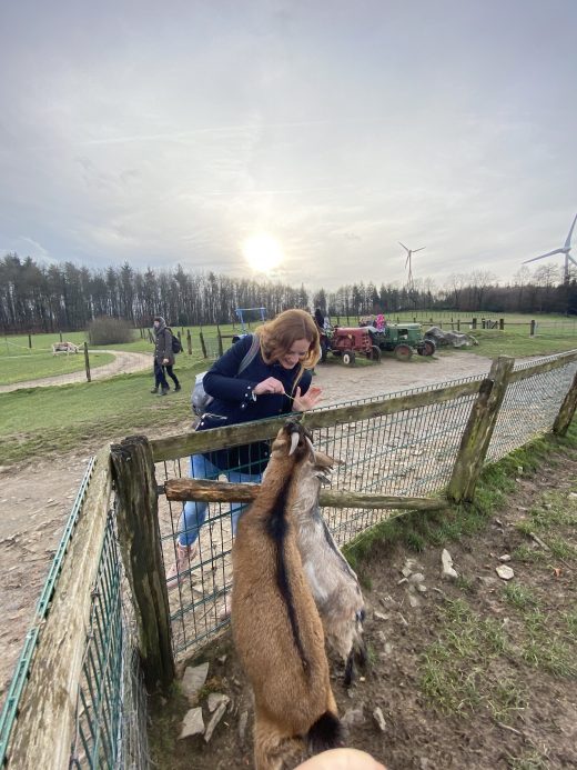 Das Bild zeigt Rebecca in der Elfringhauser Schweiz