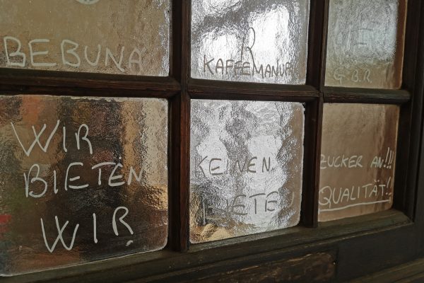 Das Foto zeigt Schriftzüge im Bebuna in Hamm