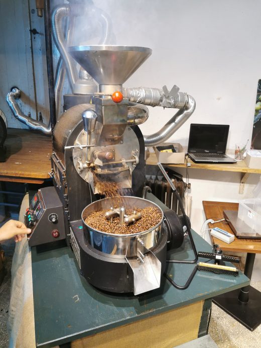 Das Foto zeigt frische Kaffeebohnen im Bebuna in Hamm