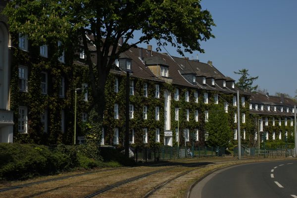 Das Bild zeigt die Gartenstadt Margarethenhöhe in Essen