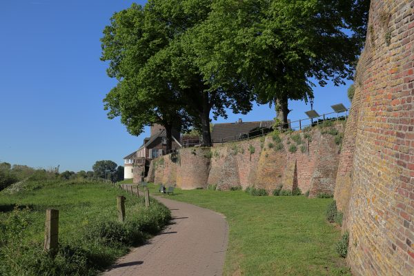 Das Foto zeigt Rees am rechten Niederrhein