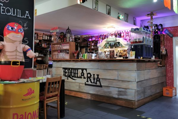 Das Foto zeigt die Bar der TequilaRia in Bochum