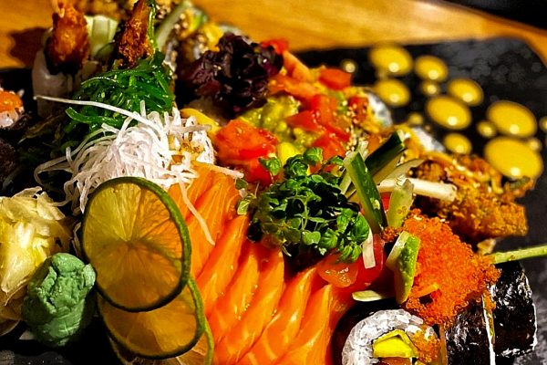 Das Foto zeigt Sushi im Restaurant AMI im Kaiserviertel in Dortmund von Innen