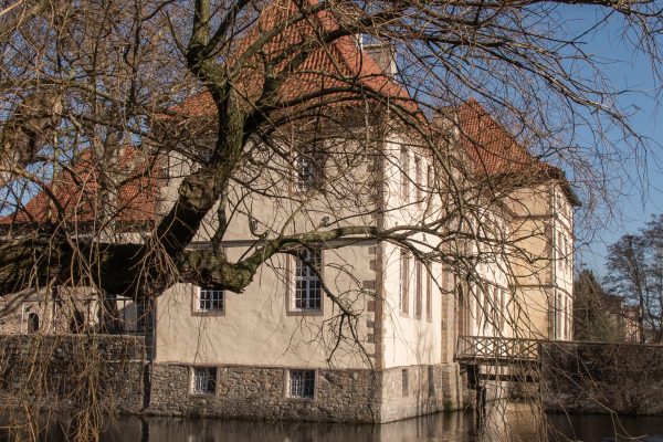 Das Bild zeigt das Schloss Strünkede in Herne