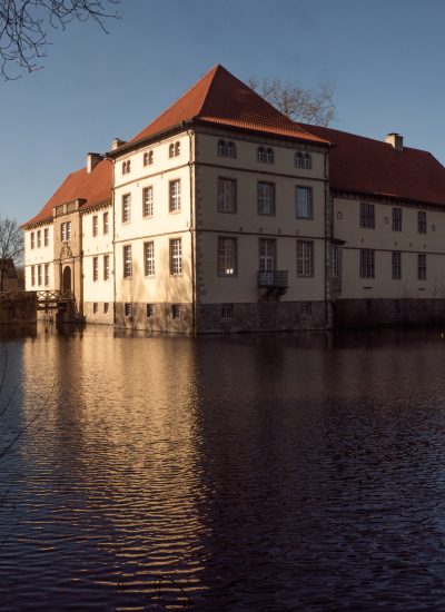 Das Bild zeigt das Schloss Strünkede in Herne