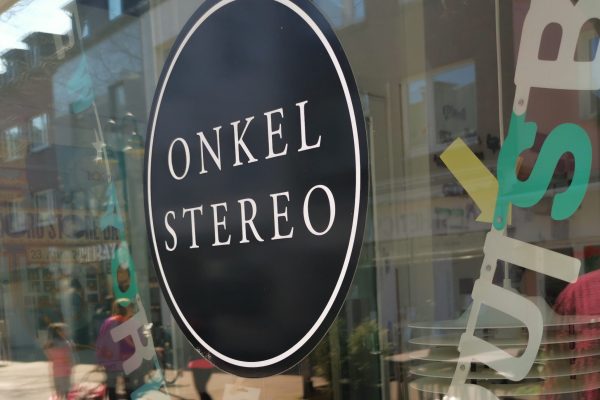 Das Bild zeigt das Onkel Stereo in Duisburg