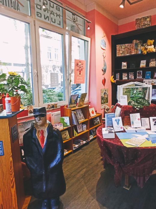 Das Foto zeigt den Bücherladen Alex liest Agatha in Essen Rüttenscheid