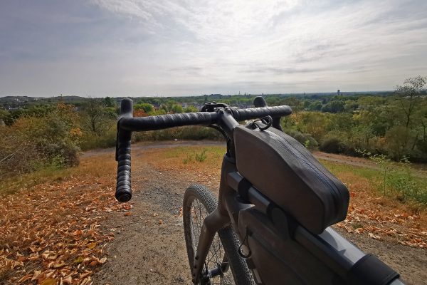 Das Foto zeigt den Blick von der Halde im Brauk bei der Gravel.Trail.Tour durch die Brauker Alpen