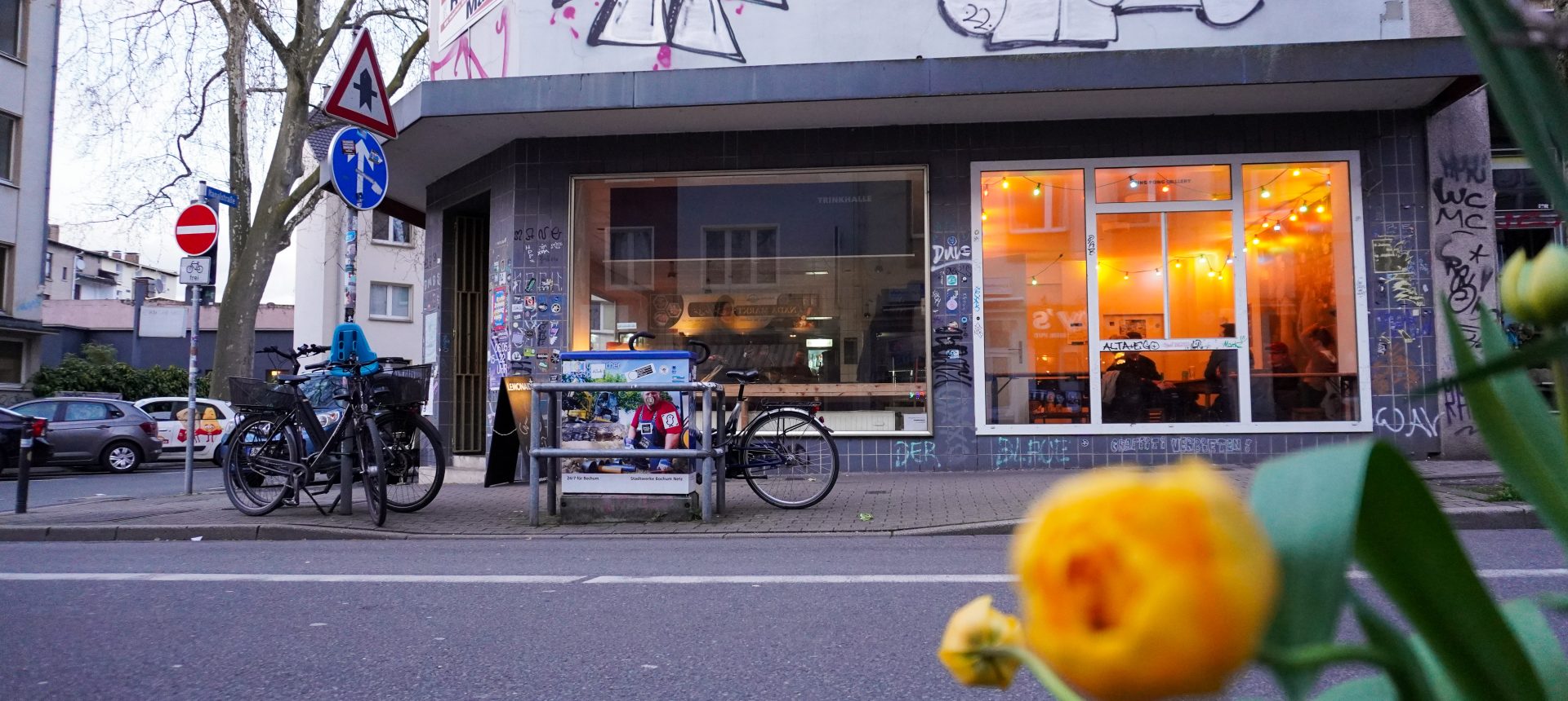 Das Foto zeigt die Trinkhalle Ruhrgebeat im Kortländer Kiez in Bochum.