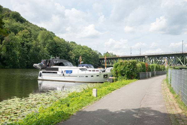 Das Foto zeigt die Ruhr in Essen-Kettwig