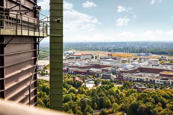 Das Bild zeigt das Gasometer in Oberhausen.