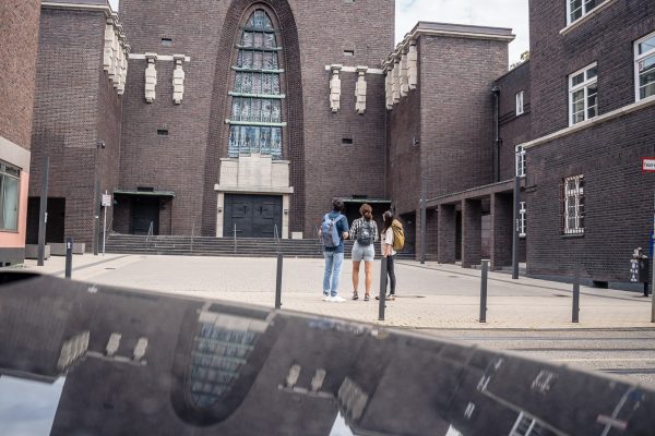 Das Foto zeigt die Eventkirche in Gelsenkirchen Ückendorf.